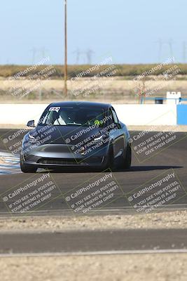 media/Nov-08-2025-Speed Ventures (Sat) [[1c7a6332f5]]/TC B/Session 3 (Turn 1)/